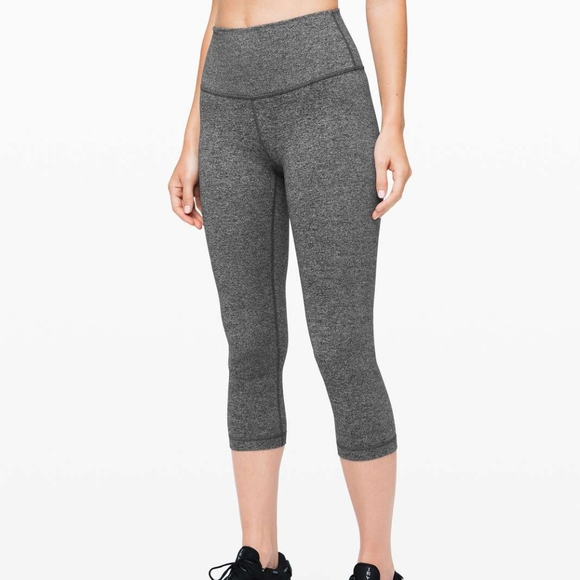 Lululemon Wunder Under Crop Hi Rise 21" - Picture 5 of 10